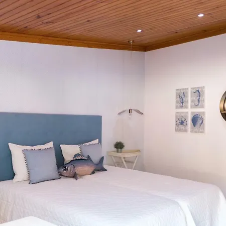 Northspot Guest house *