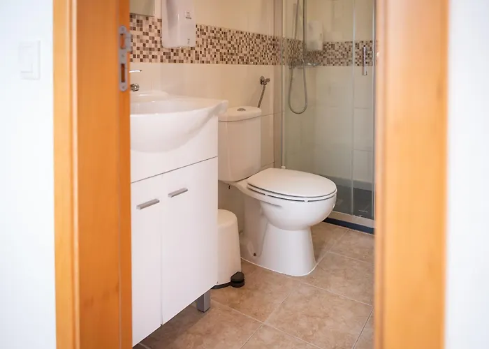 Konukevi Northspot 4*